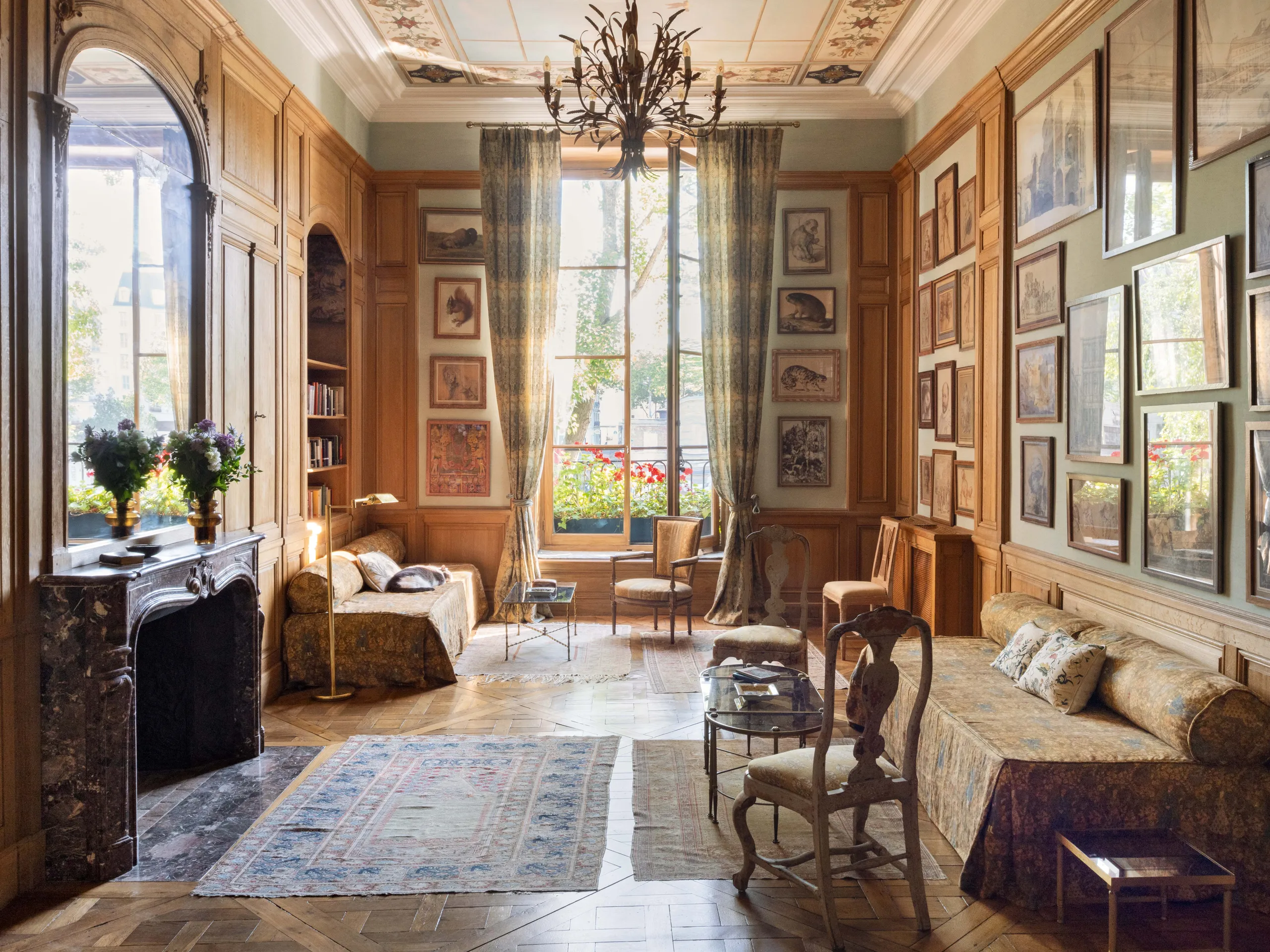 French Apartment Interior Design