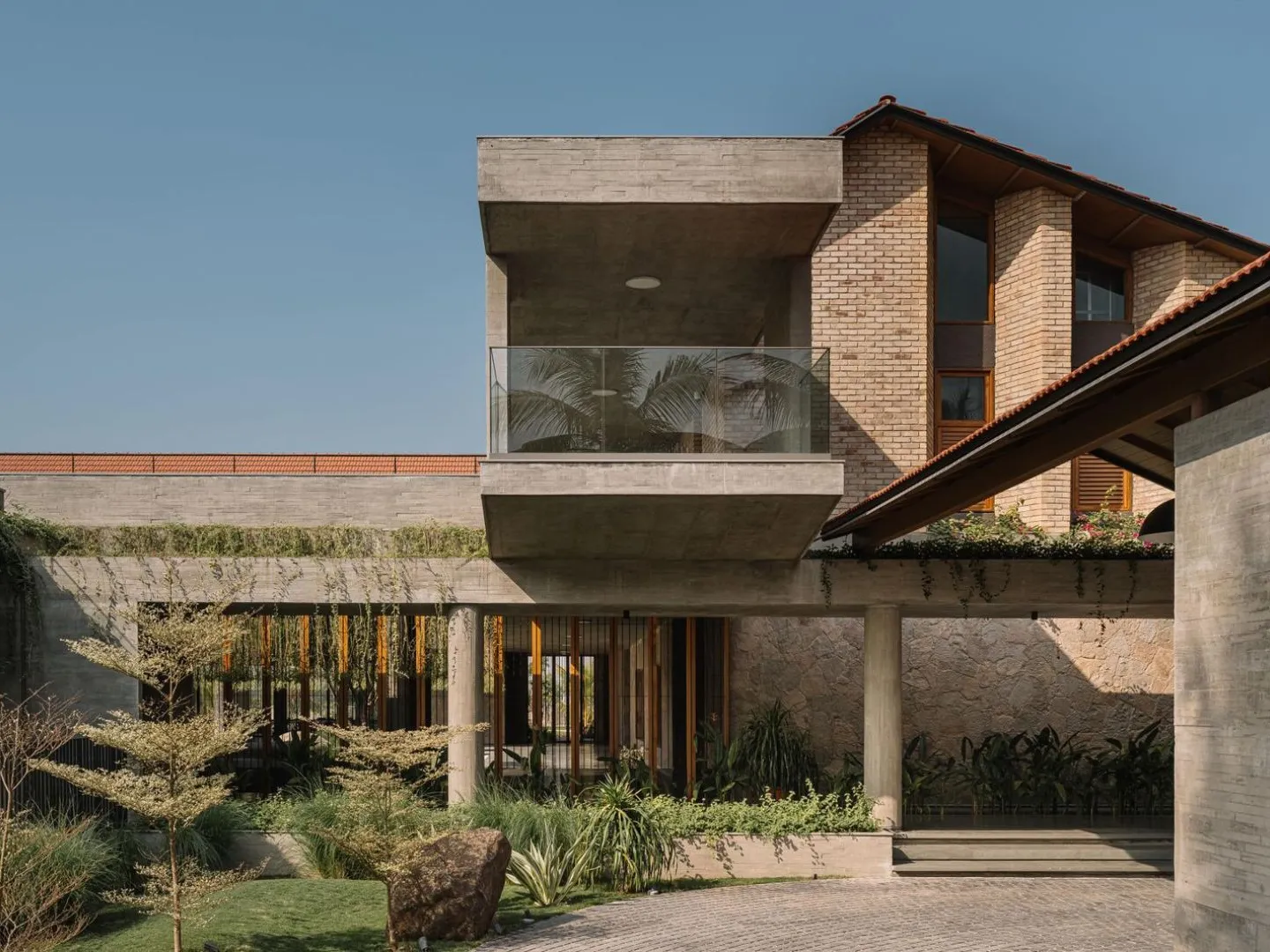 Facade Architecture